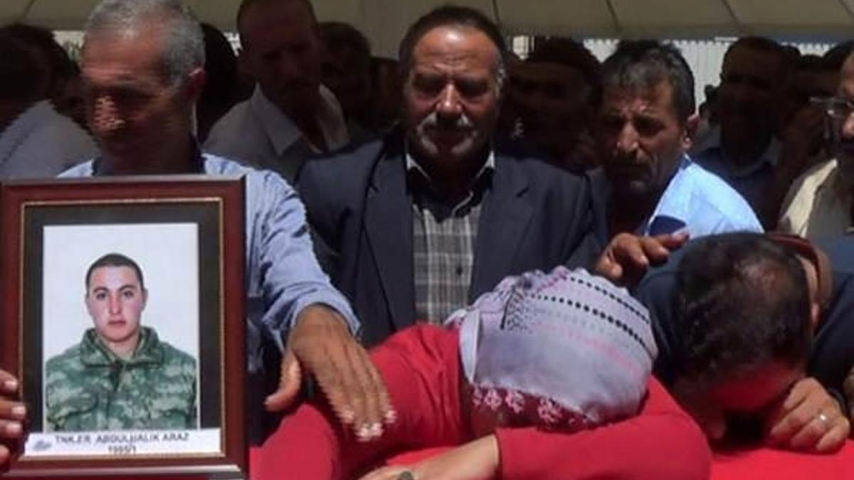 Şehit asker Kürtçe ağıtlarla uğurlandı