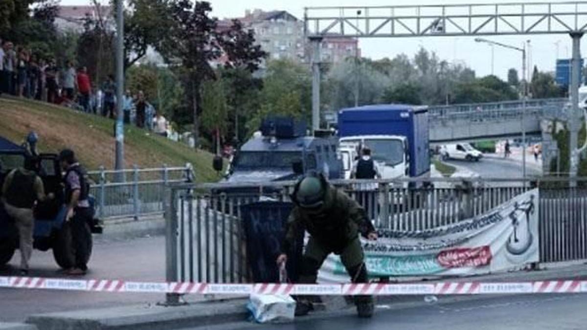 Şüpheli paketten bomba çıktı!