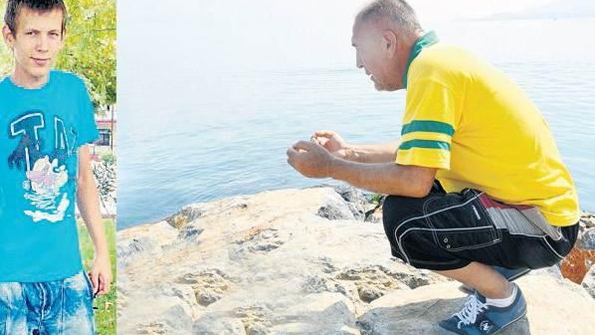 5 yıldır gelir diye bekliyor!