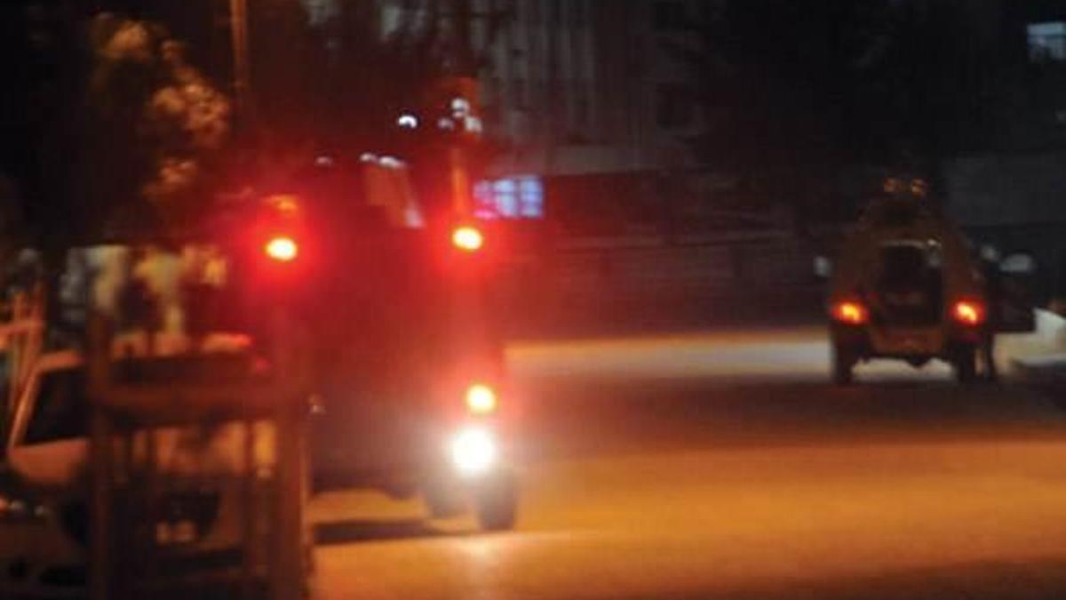 Cizre’de polis aracına roketli saldırı: 1 şehit, 3 yaralı