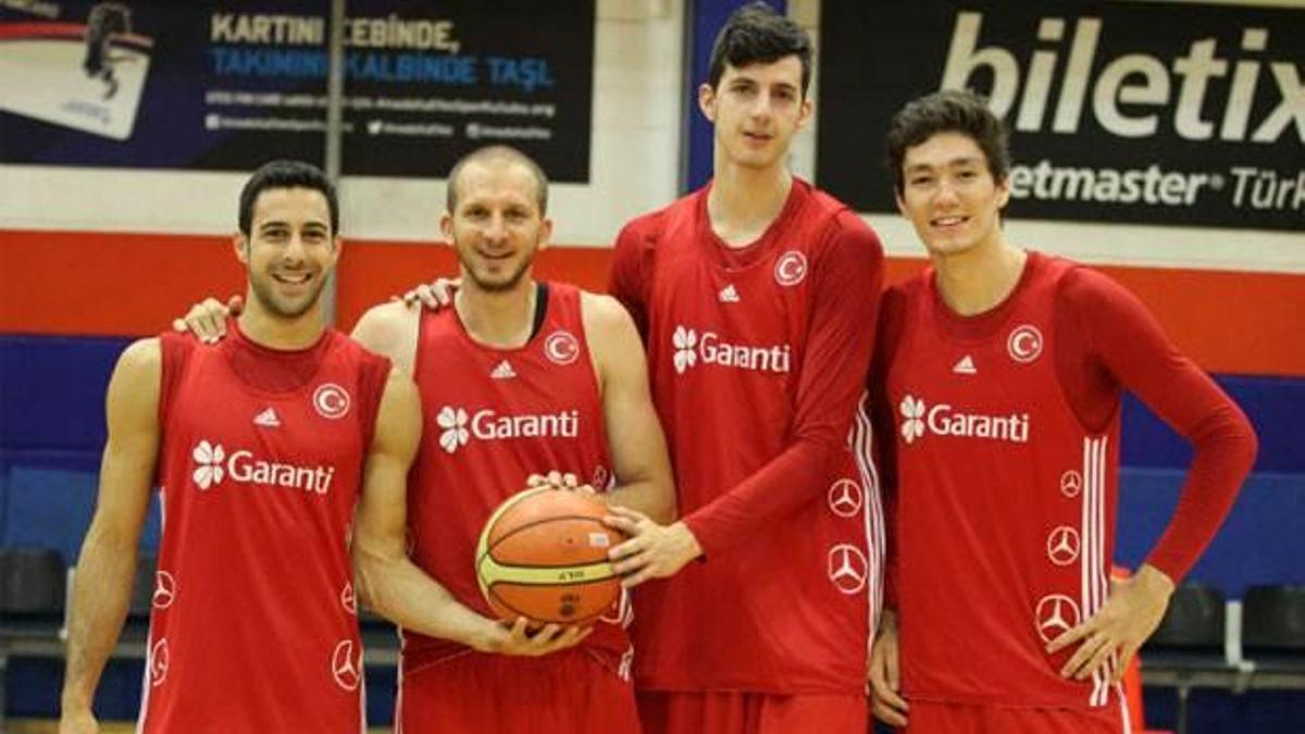 '12 Dev Adam' çalışıyor