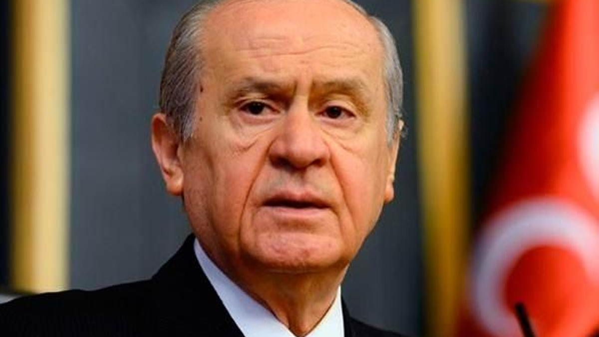 Bahçeli'den Erdoğan ve Davutoğlu'na flaş cevap