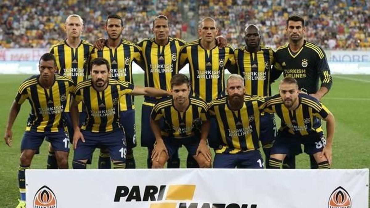 F.Bahçe şorta da reklam aldı