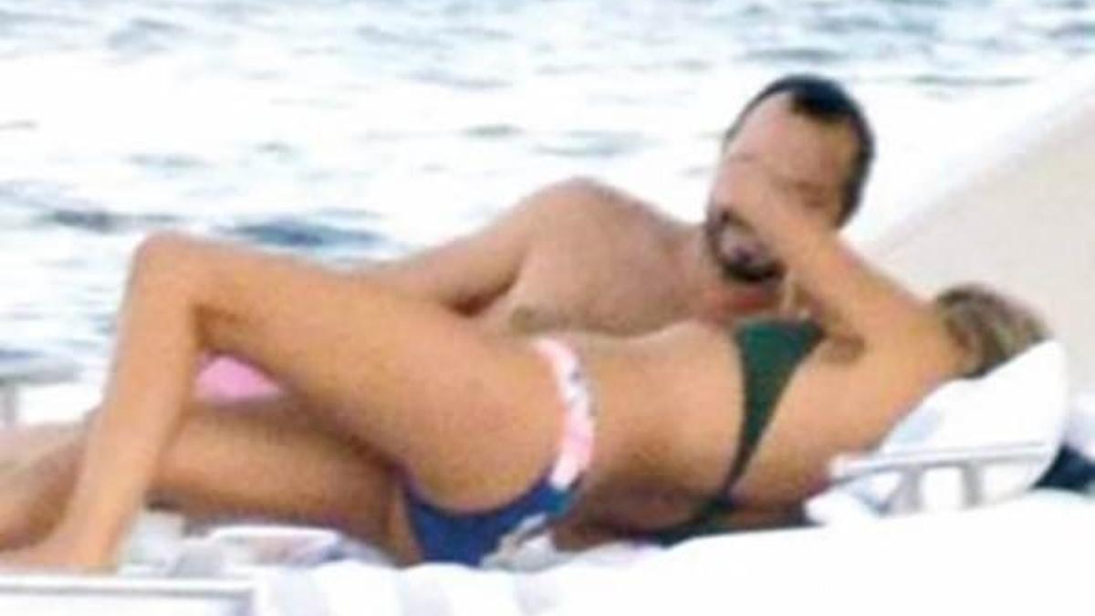 Burcu Esmersoy bu kez fena yakalandı