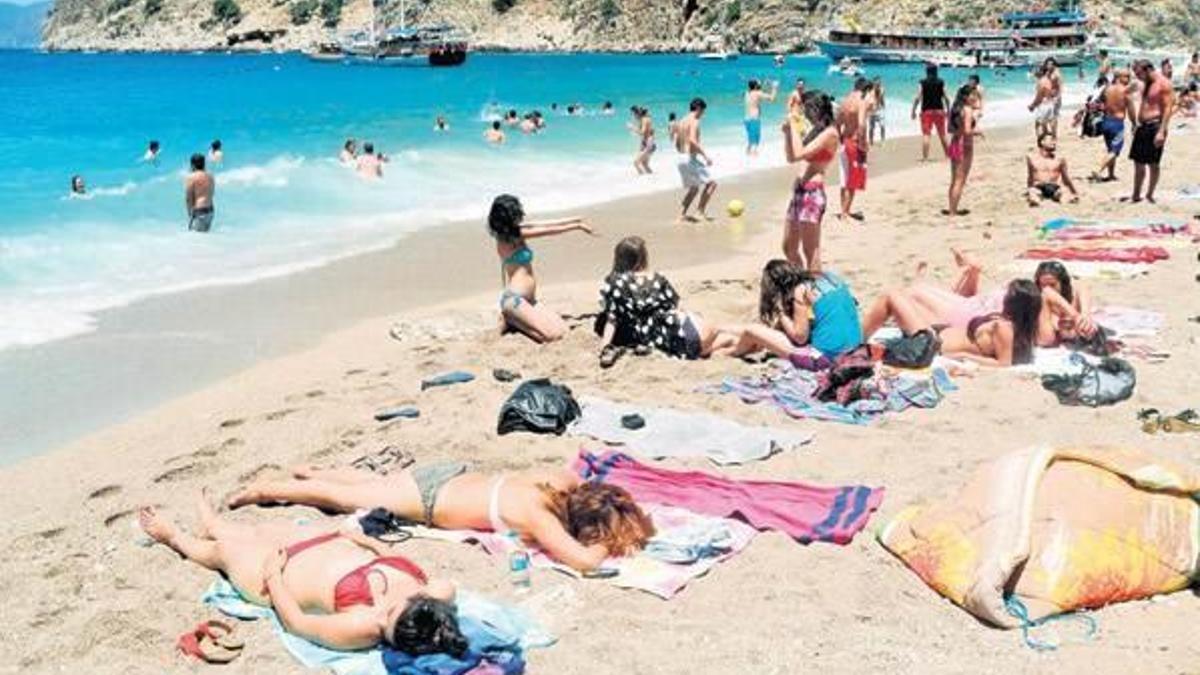 ‘Okullar bayramdan sonra açılsın’ çağrısı
