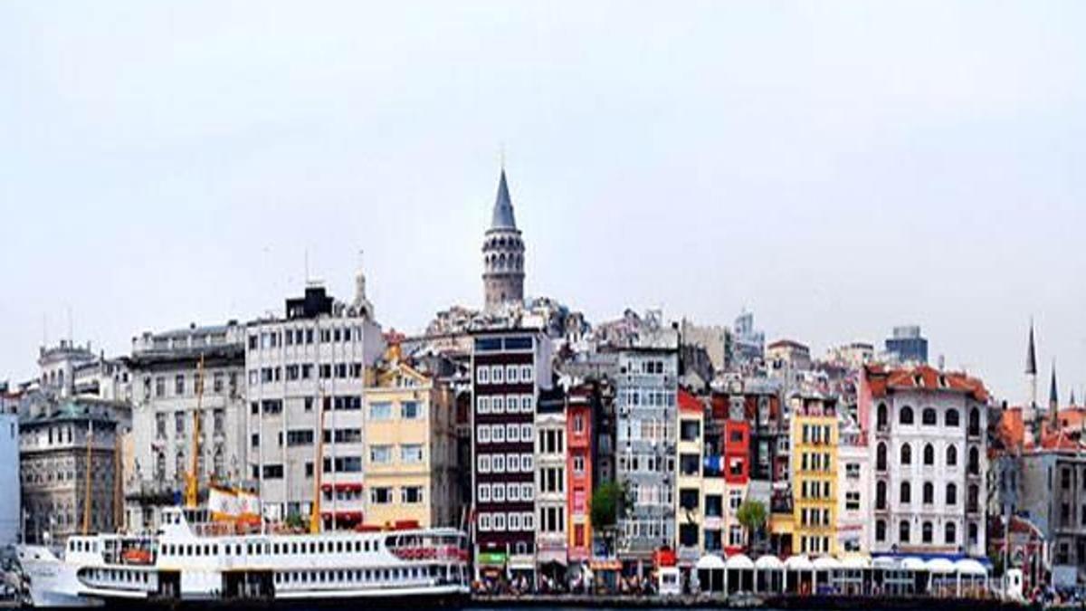 Arap fonu Karaköy'e el attı