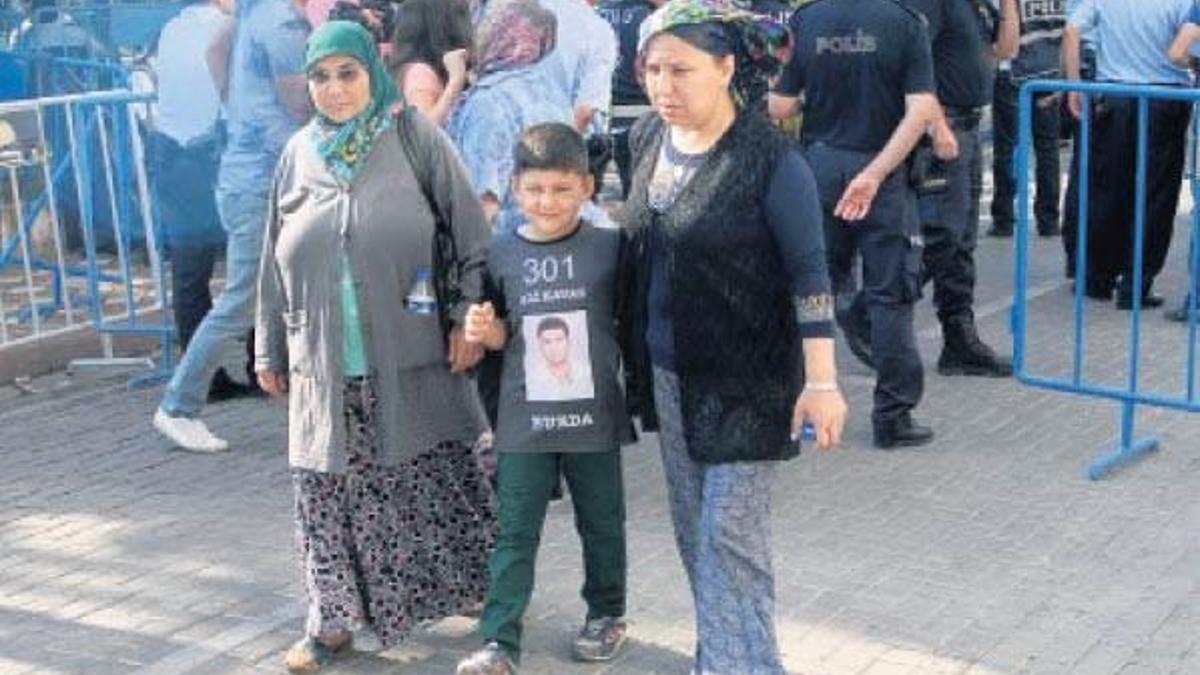 Başmühendis maaş aldığı şirketi denetliyormuş!