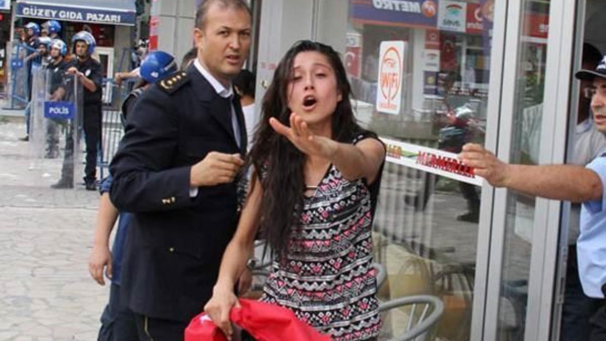 Şehit cenazesi öncesi gerginlik