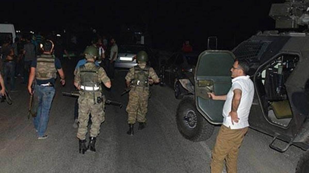 Tunceli'de PKK'lılar jandarma karakoluna saldırdı