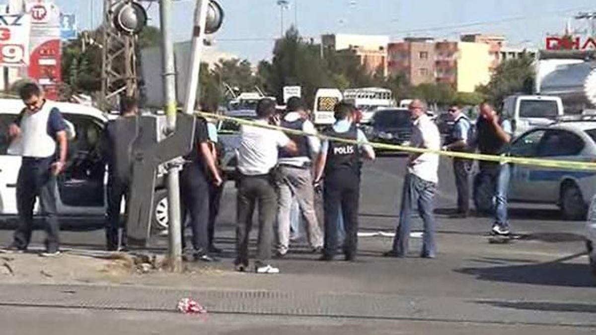 Sivil polis aracına saldırı: 1 şehit