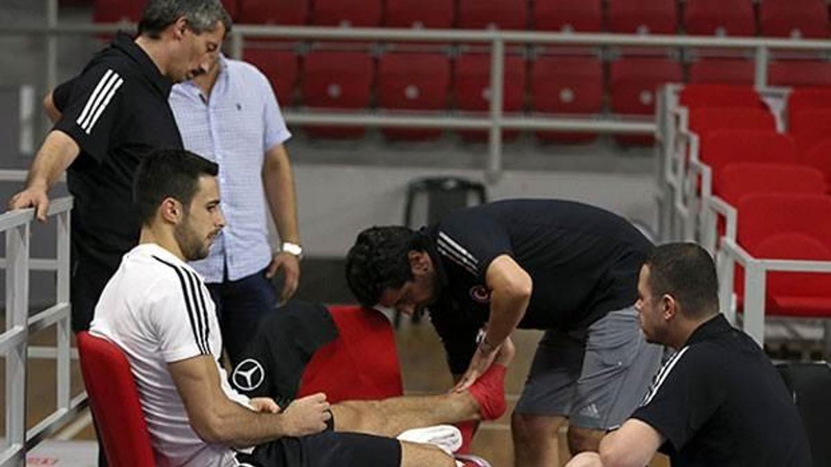Doğuş Balbay sakatlandı