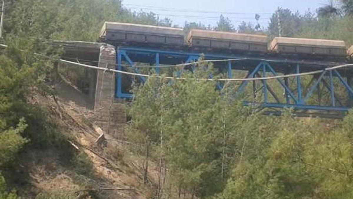 Osmaniye'de yük trenine bombalı saldırı