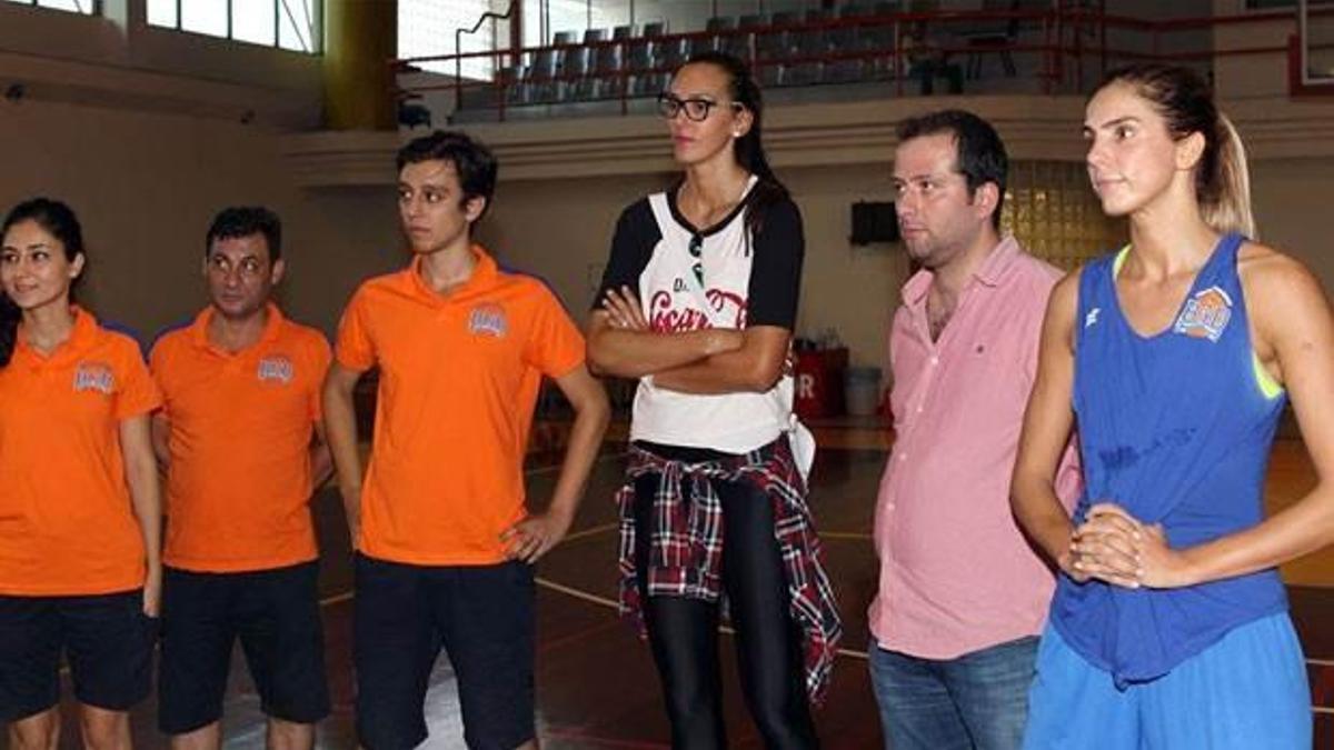 Marija Rezan imzayı attı