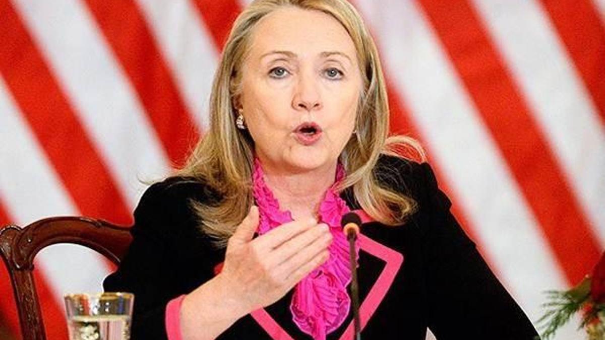 Hillary Clinton özür diledi