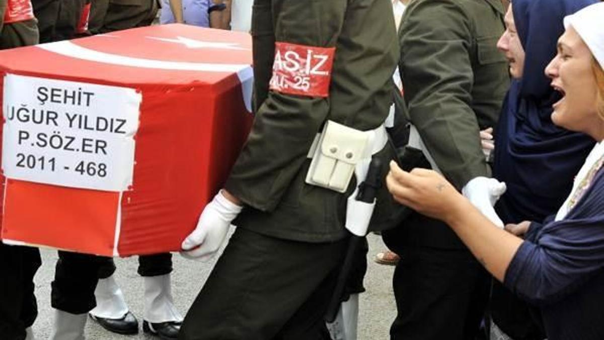 Dağlıca şehidi Uğur Yıldız’ın cenazesinde gözyaşları sel oldu
