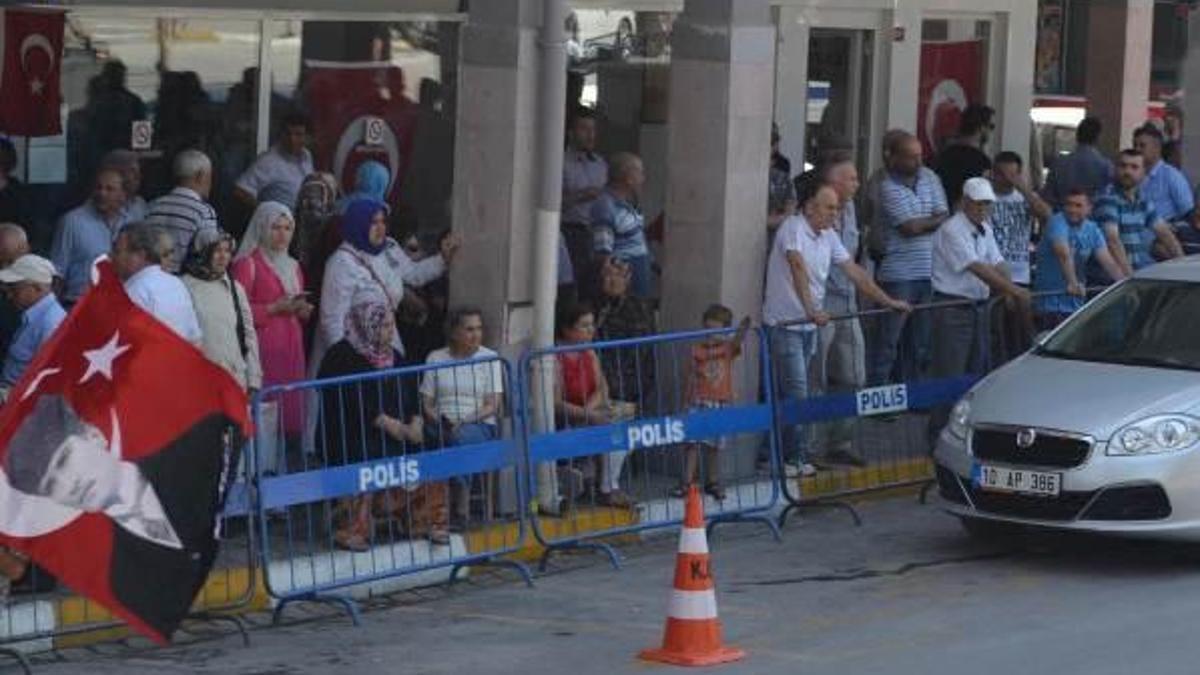 Şehit astsubay Göçkün’ün cenazesi bugün de gelmedi