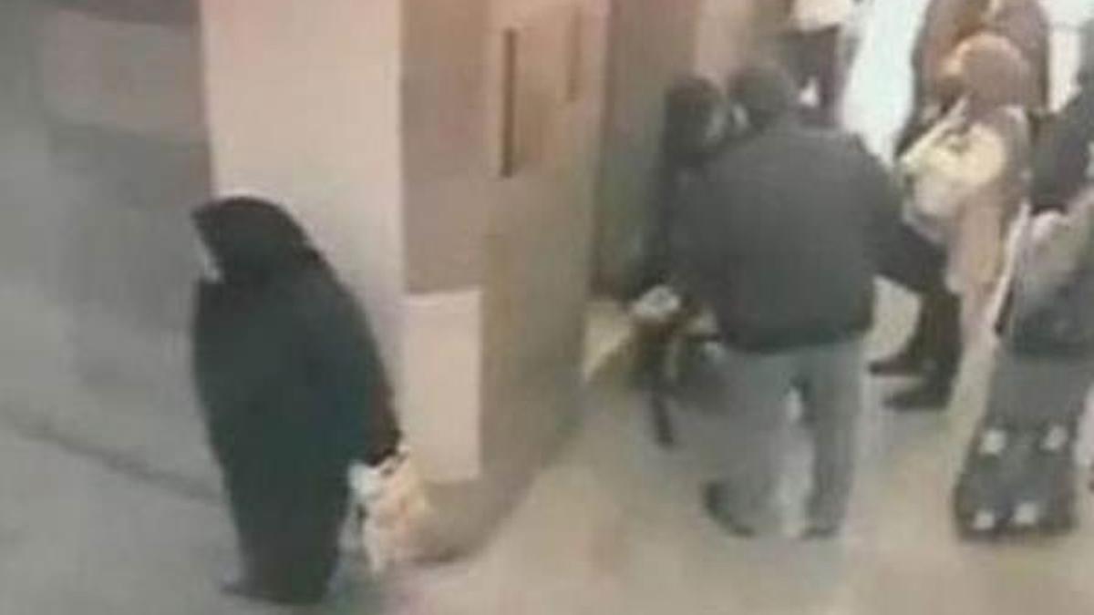 “Lütfen tuvaletinizi hastanemizin koridorlarına yapmayınız!”