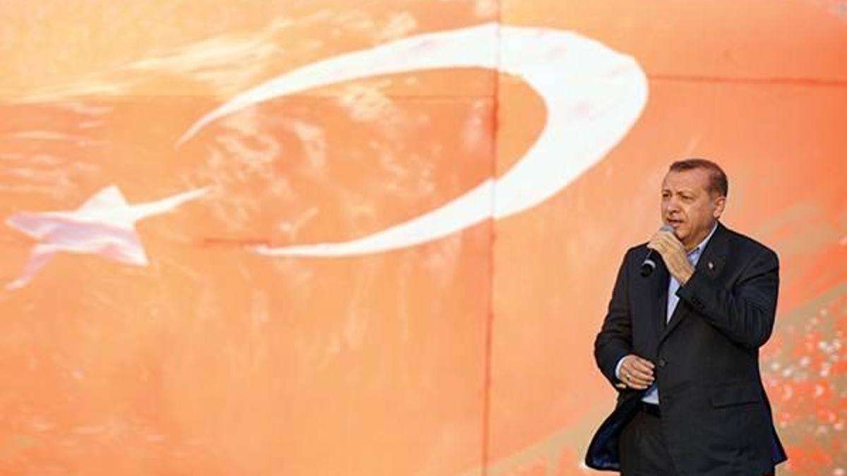 ‘Cici çocuk kimi aldatıyorsun?’