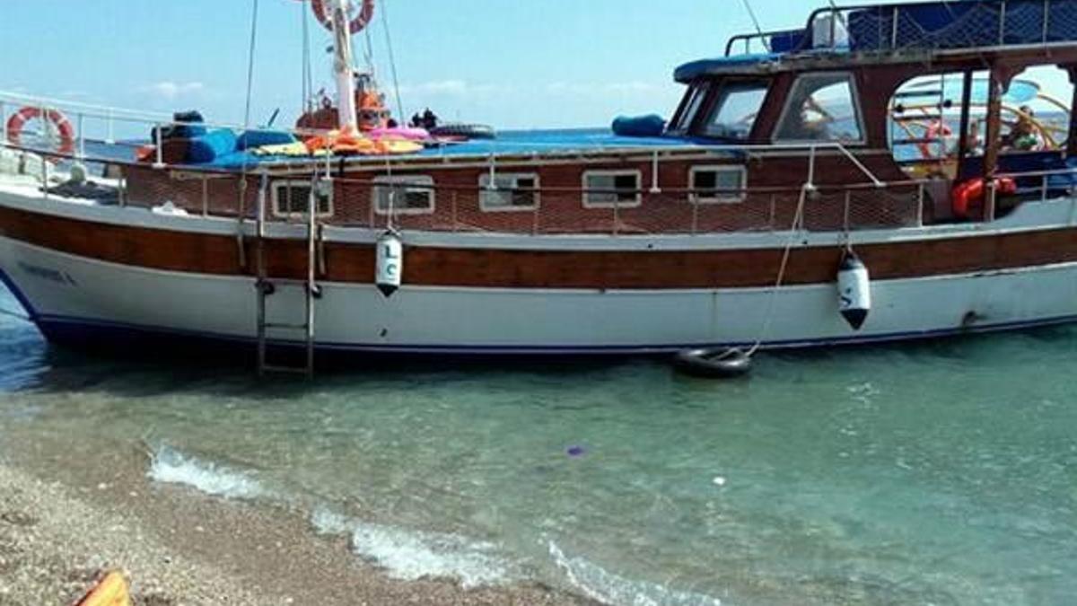 135 kişi para toplayıp bu tekneyi aldılar...