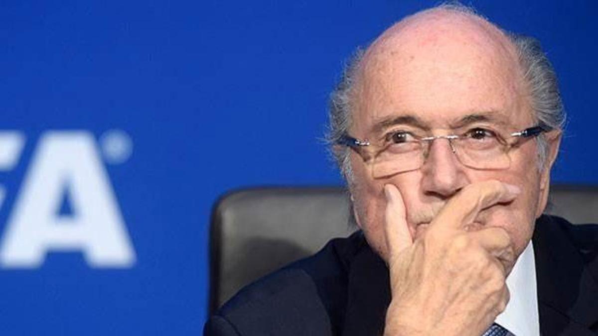 Blatter'e soruşturma açıldı