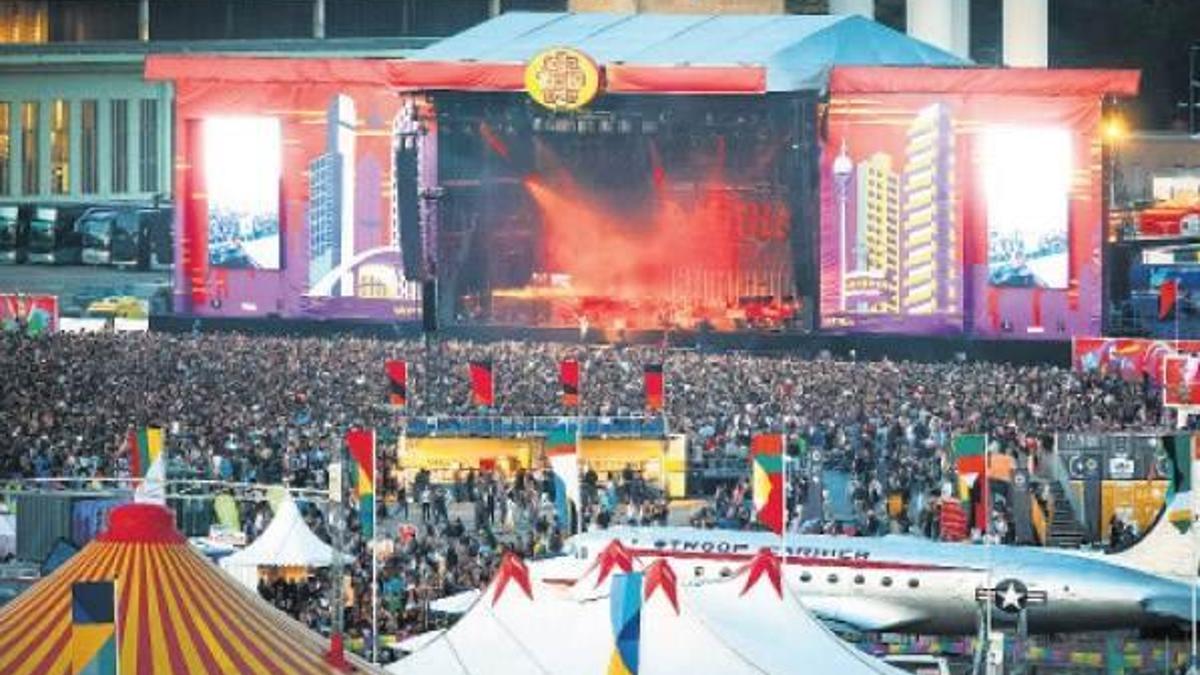 Berlin’de duvara çarptı