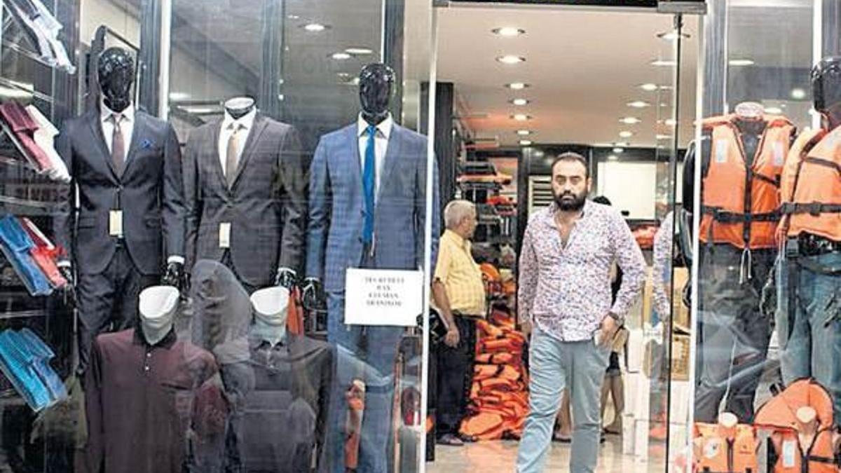 Kaçakçılığın merkezi İzmir