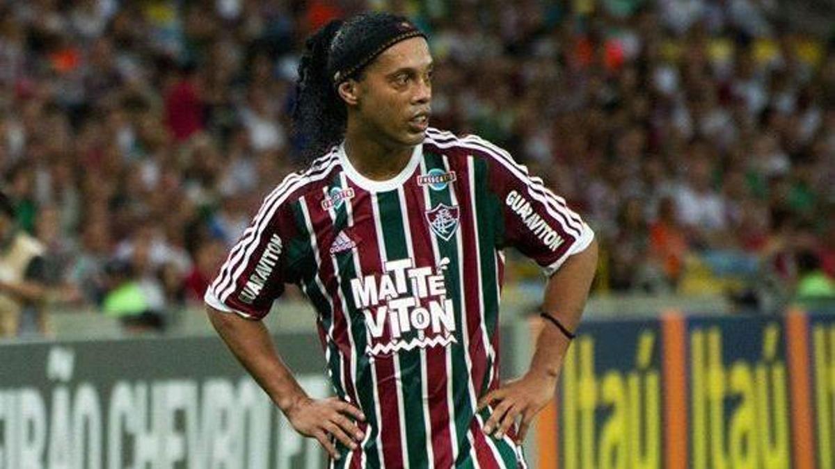 Ronaldinho sözleşmesini feshetti