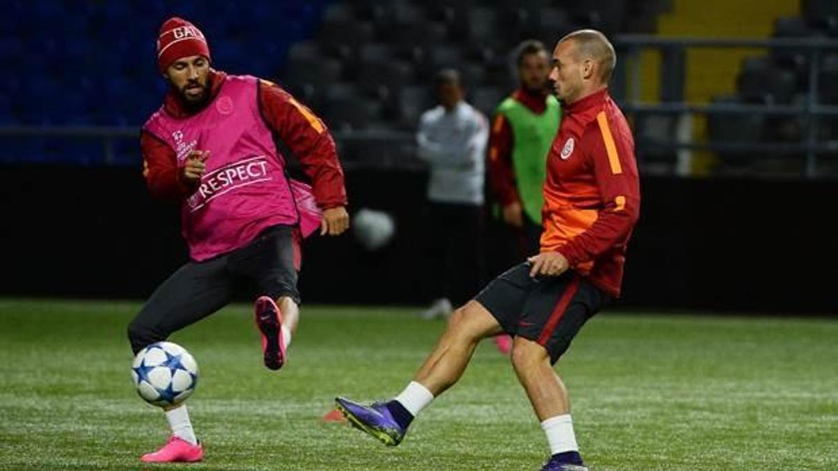 Sneijder yarın oynayacak mı?