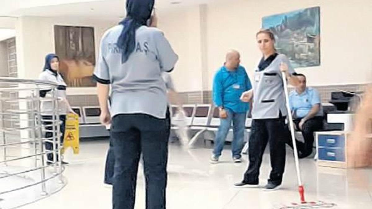 ‘Gereği dü.., haydaa! Kusura bakma, elektrik gitti’