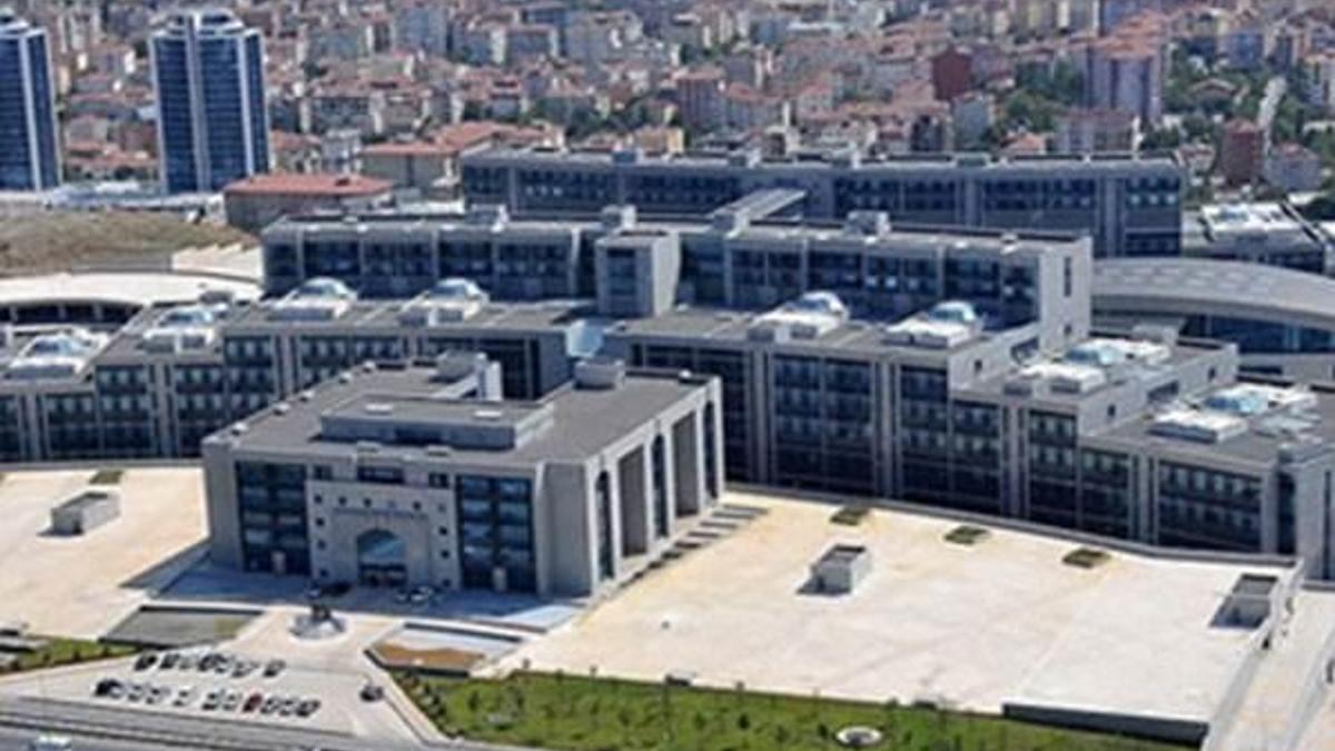 En büyük adliyede terör alarmı