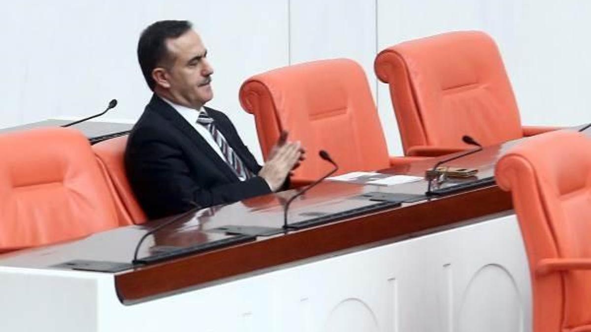 Meclis'te "ıssız adam"