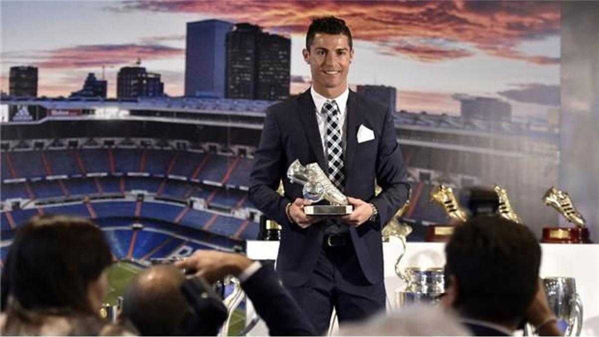 Real Madrid'ten Ronaldo'ya büyük onur
