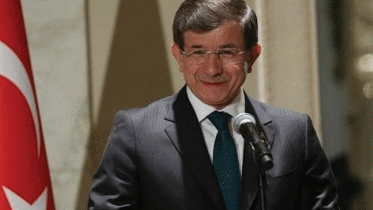 Davutoğlu'ndan Öndere'e: O, senaryo rüyası gördü