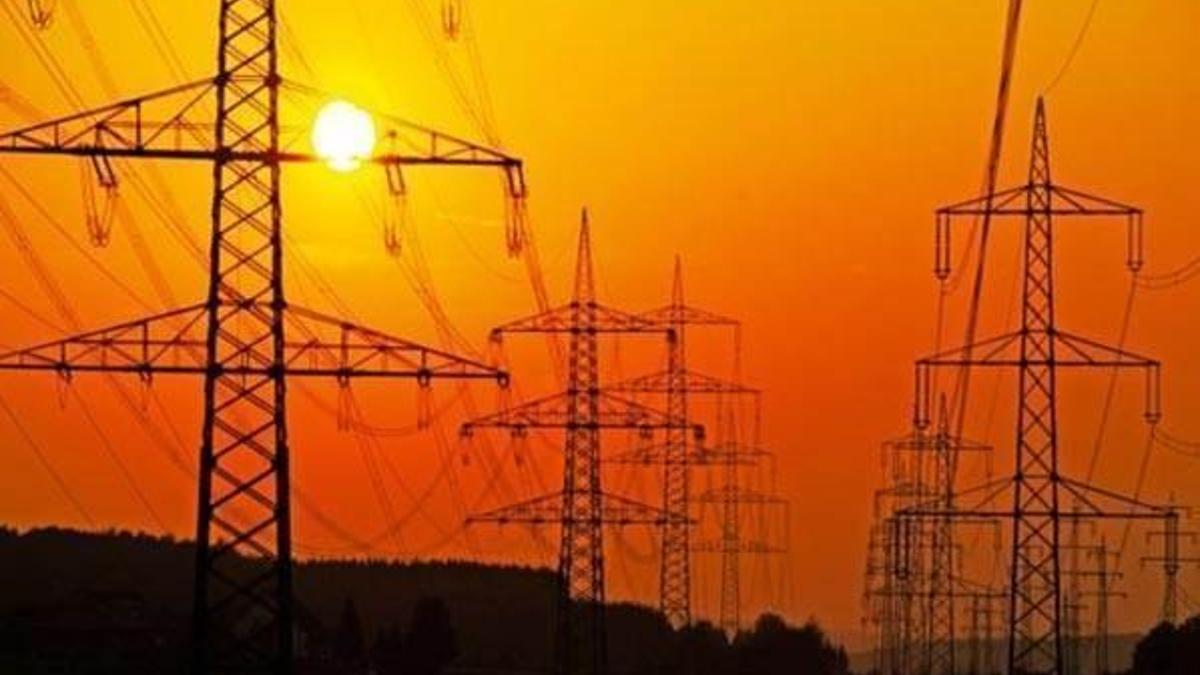 Elektrik şirketlerini dolara çarptırmayız