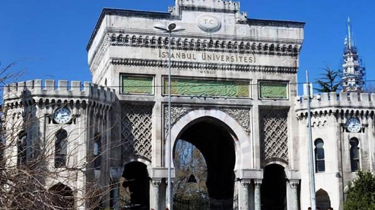 İstanbul Üniversitesi'nden flaş karar