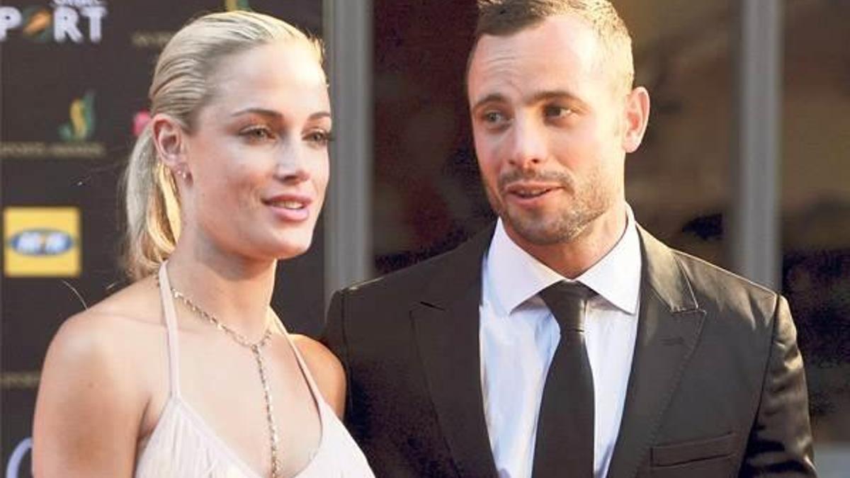 Pistorius’a ev hapsi
