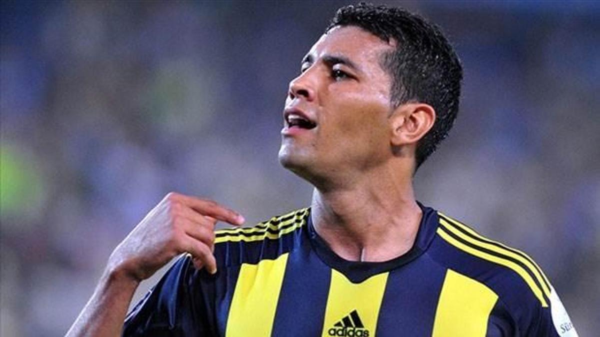 F.Bahçeli taraftarlardan Andre Santos'a tepki!