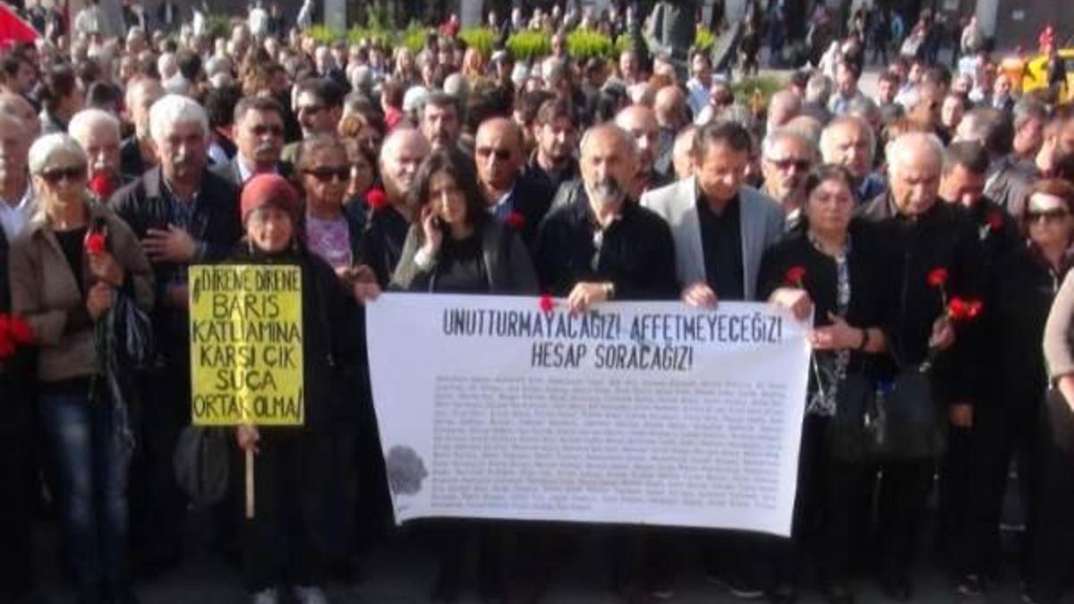 Ankara'da 10:04 anması