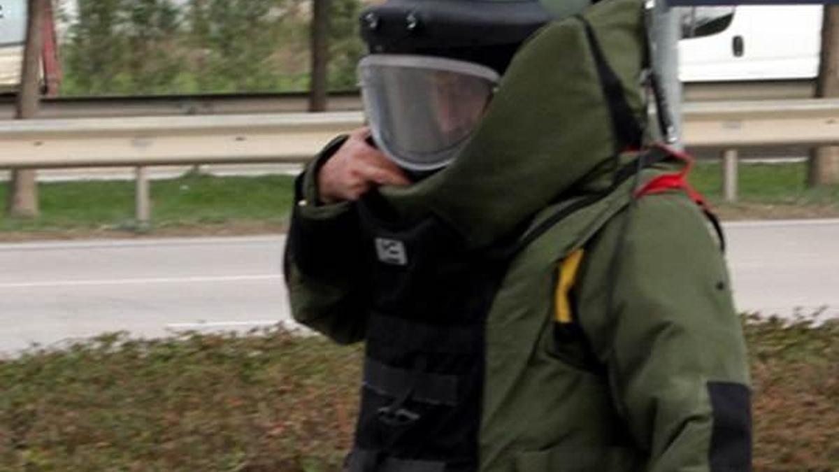 Kızılay'da şüpheli paket gerginliği