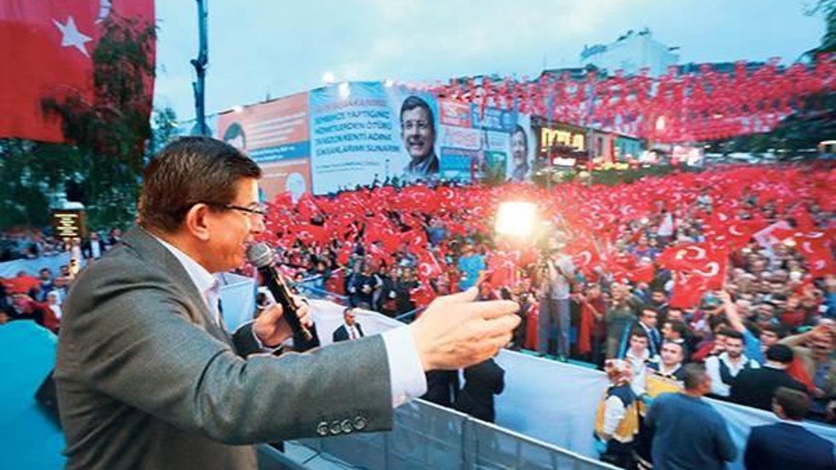 Davutoğlu, Demirtaş’ı arayan Gül’e sitem etti