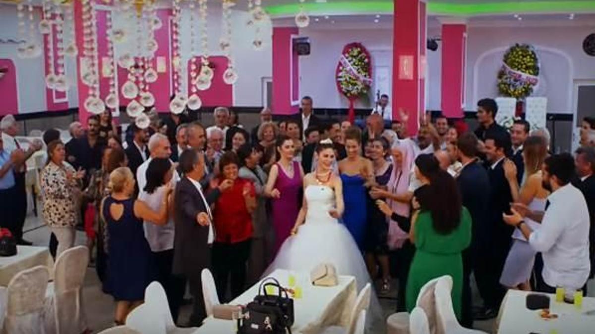 Kocamın Ailesi 54. bölüm fragmanında düğün günü-izle