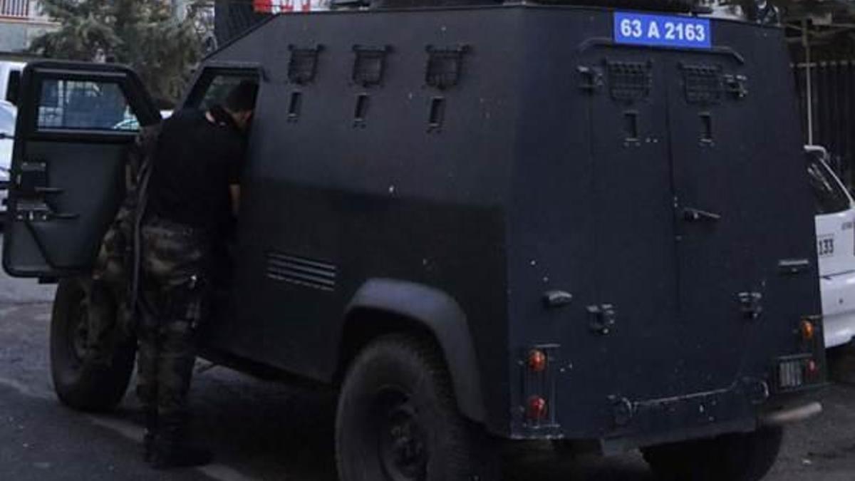 'Bomba tweeti'ne yeniden gözaltı