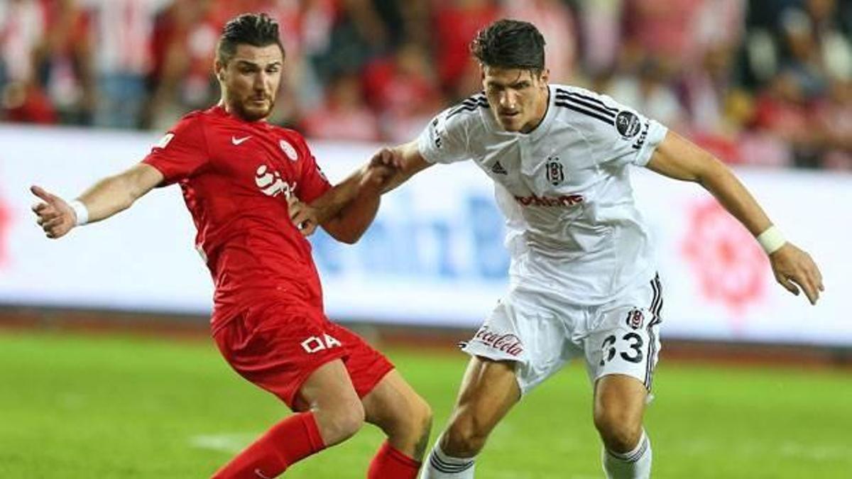 Zirvede tek başına!