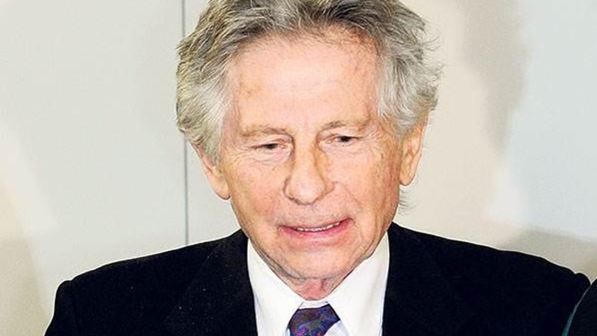 Polonya Polanski’yi vermiyor