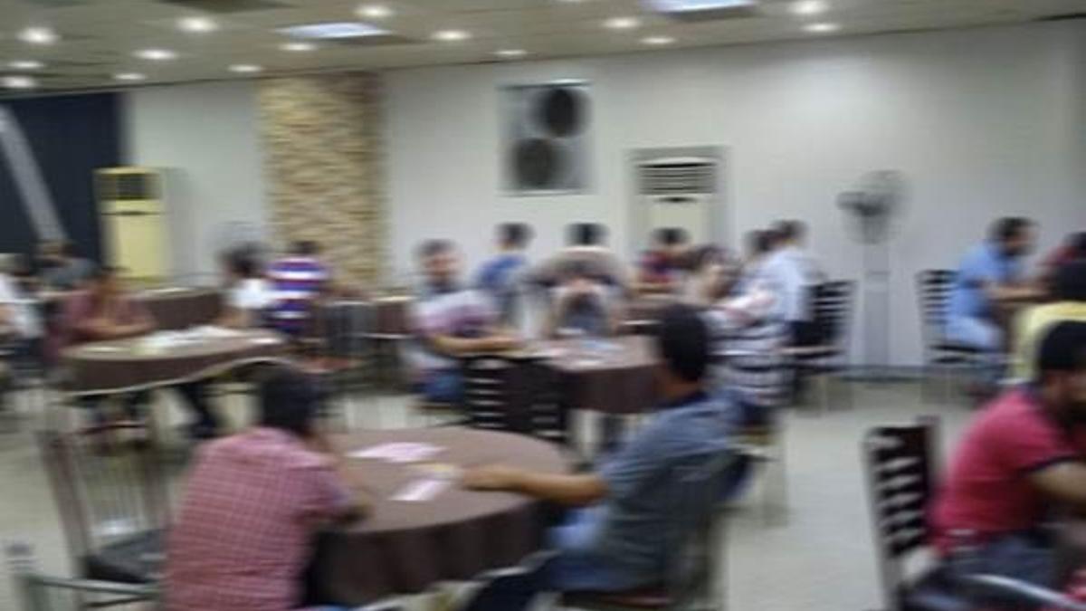 Tombala oynarken yakalandılar, 'seçim toplantısı' dediler
