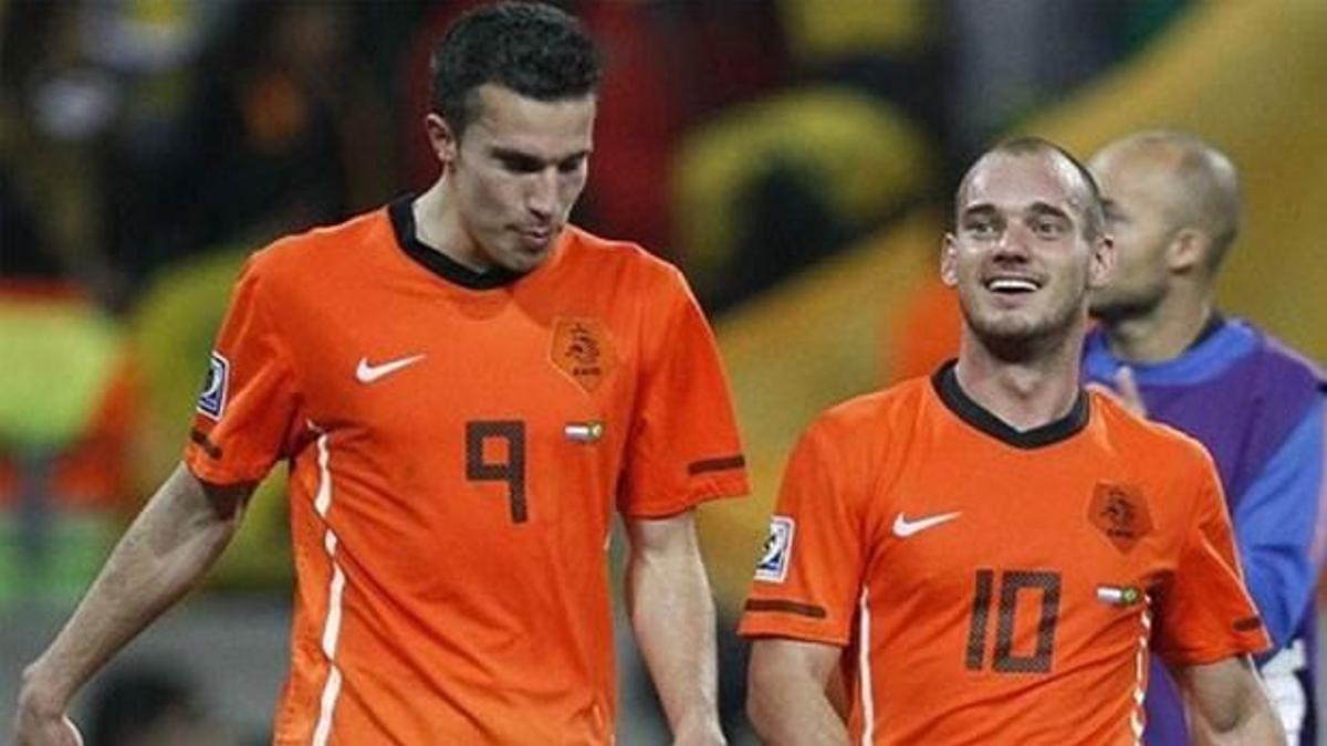 Sneijder var, Persie yok