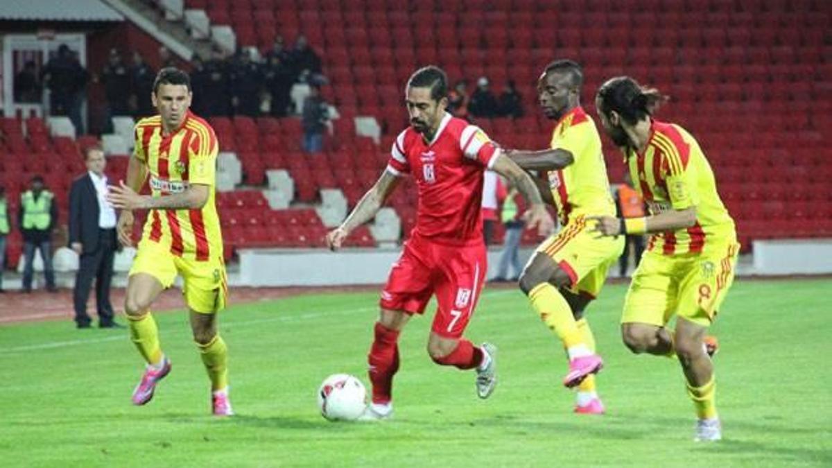 Yeni Malatya 4 futbolcu kadro dışı!