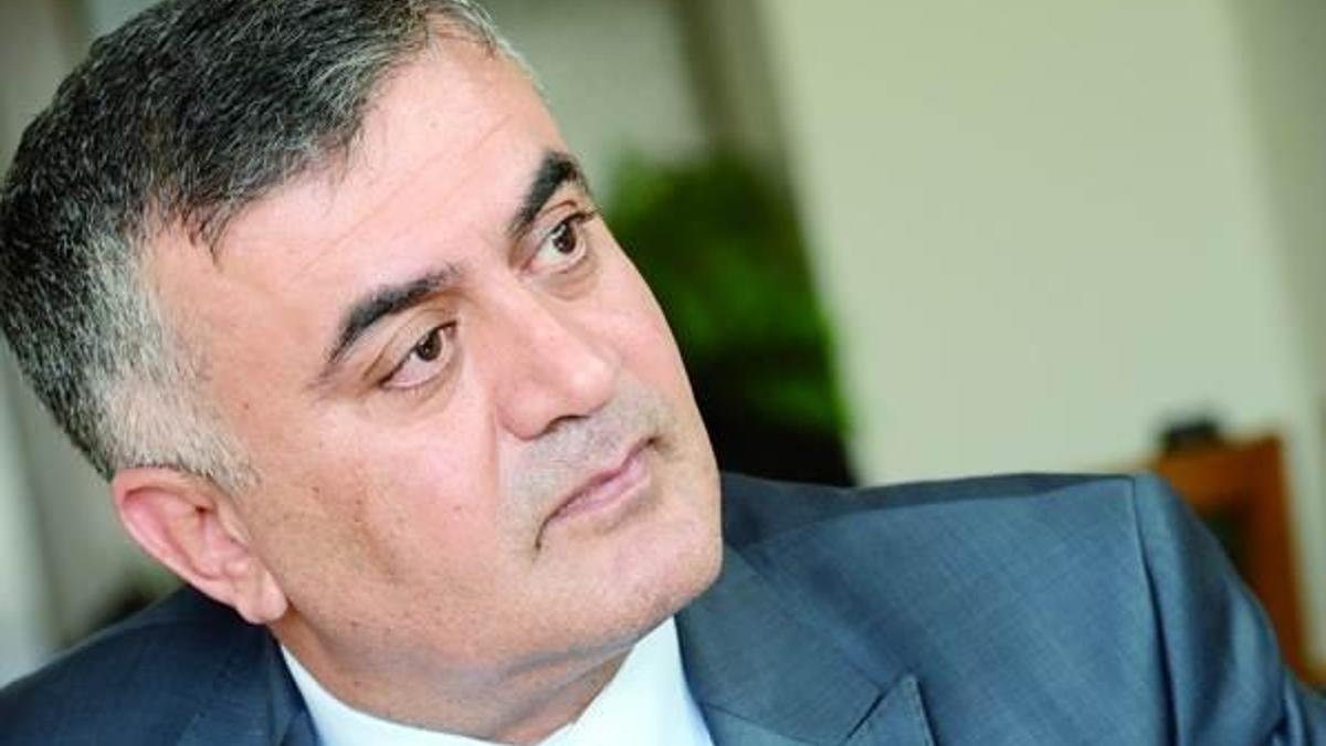 Adil Gür bıraktı!