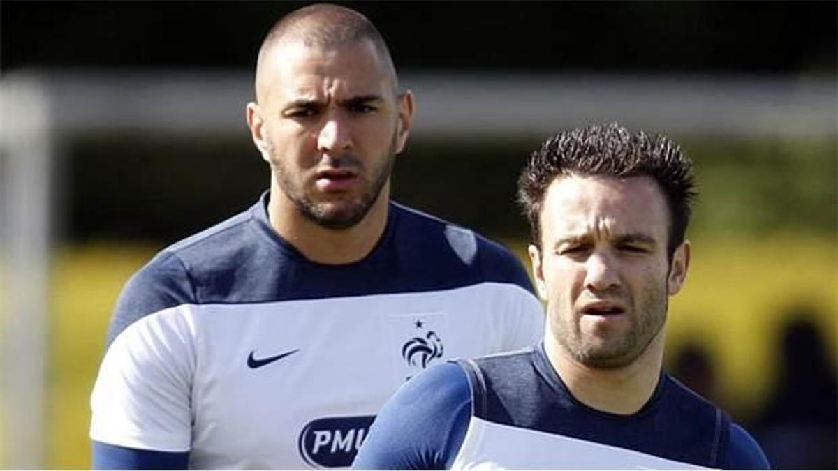 Benzema ve Valbueana kadro dışı