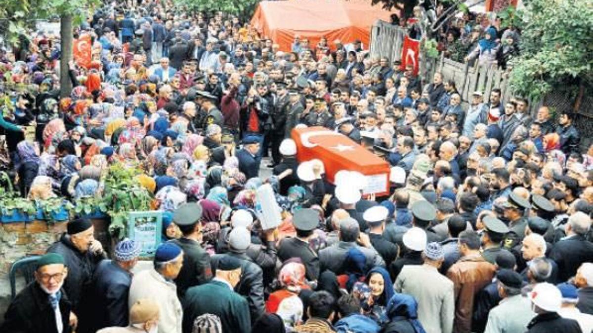 ‘Bak kardeşim binlerce kişi senin için...’